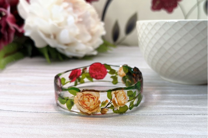 Rose bangle